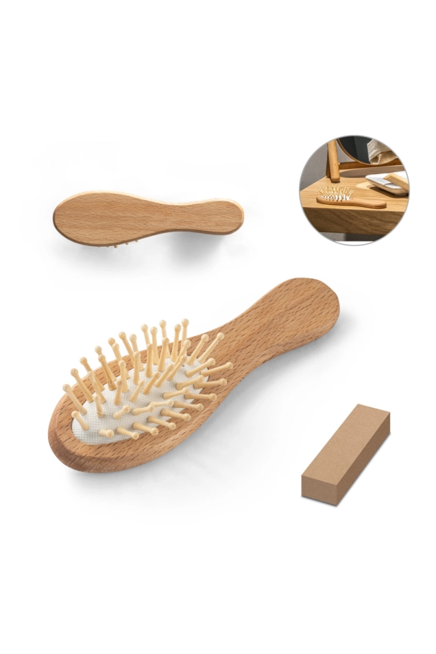 DERN. Brosse à cheveux en bois avec dents en bambou